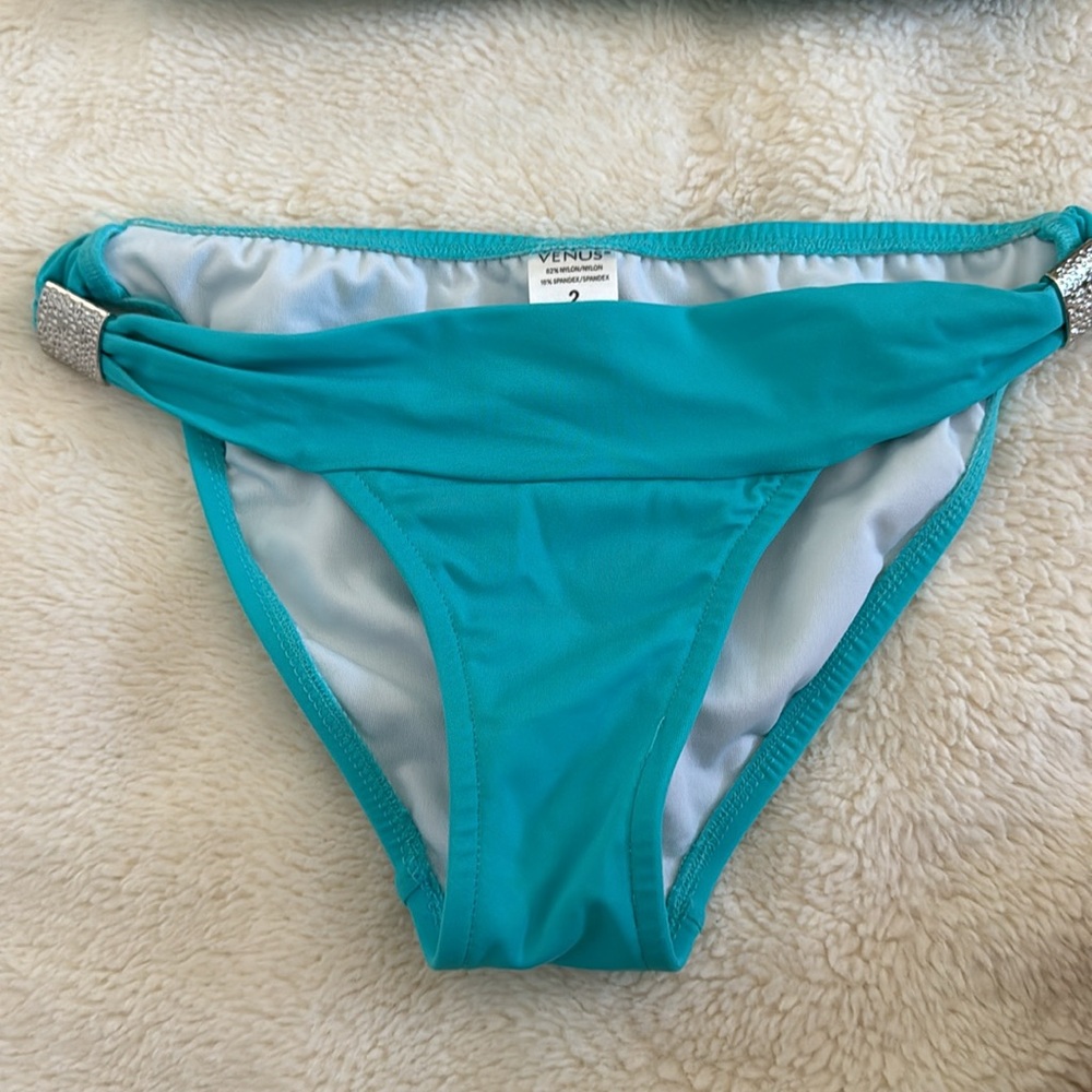 VENUS bikini - Picture 5 of 10